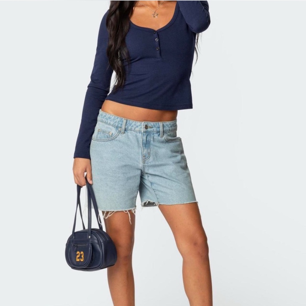 EDIKTED Tomboy low rise denim shorts